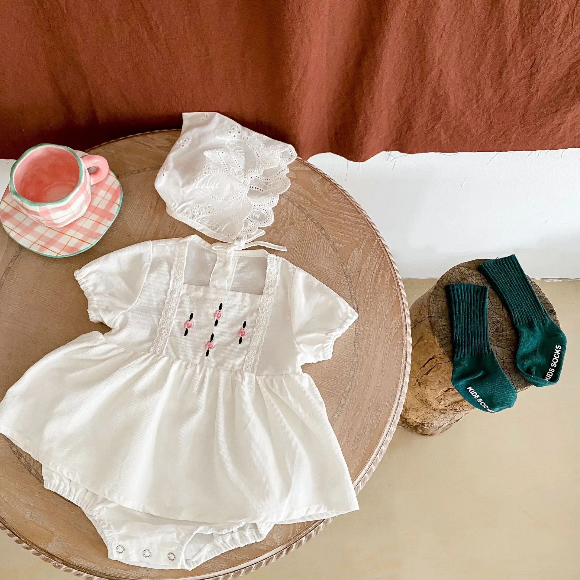 0-24 м Одежда для новорожденных девочек Летний хлопковый белый комбинезон Элегантный с коротким рукавом Милый милый комбинезон Наряд