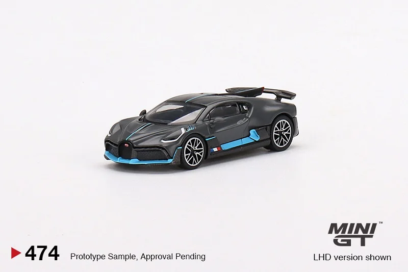 Презентация MINI GT 1: 64 Bugatti Divo Черная модель автомобиля LHD